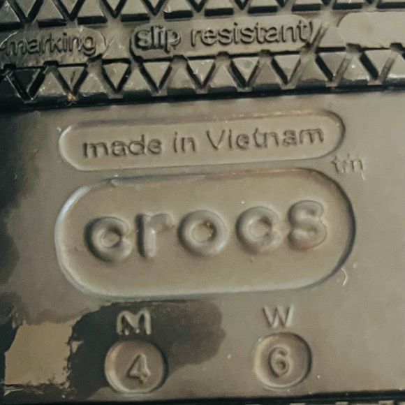 NIB tie dye crocs - Picture 8 of 8